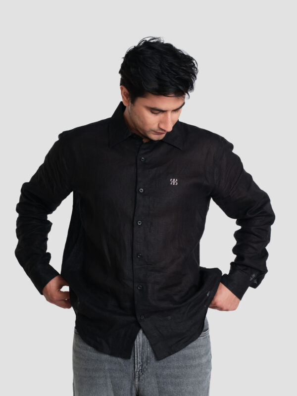 BLACK SHIRT